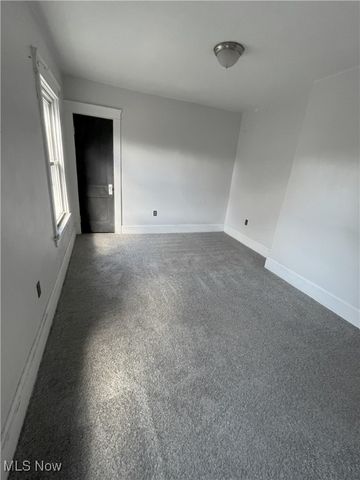 3373 W 86th Street, Cleveland, OH 44102