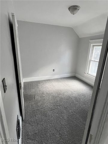 3373 W 86th Street, Cleveland, OH 44102