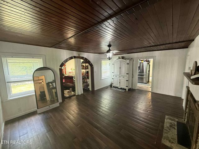 14765 Highway 70, Monterey, TN 38574
