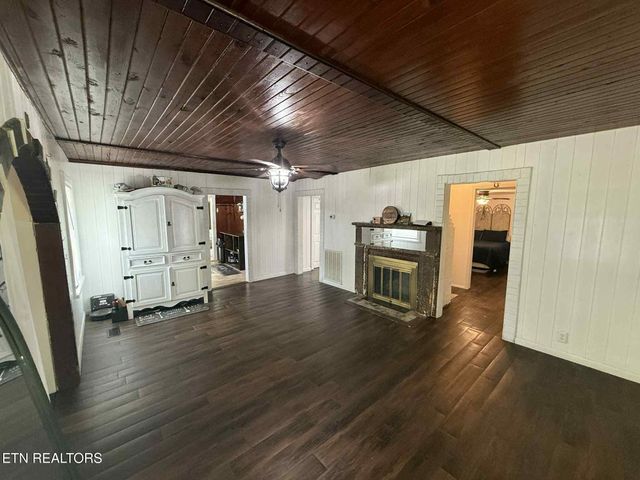 14765 Highway 70, Monterey, TN 38574