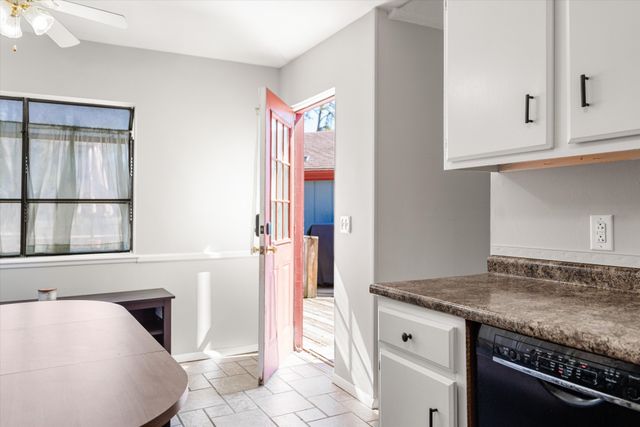 4900 Kilimanjaro Dr, Old Hickory, TN 37138