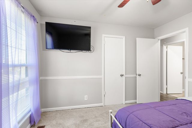 4900 Kilimanjaro Dr, Old Hickory, TN 37138