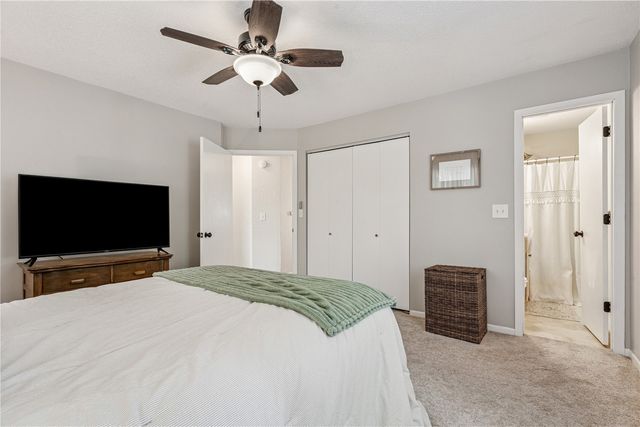 1590 17th Avenue, Marion, IA 52302