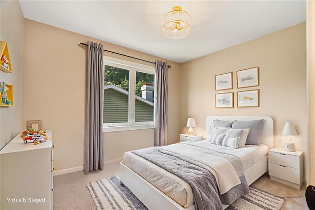 1590 17th Avenue, Marion, IA 52302