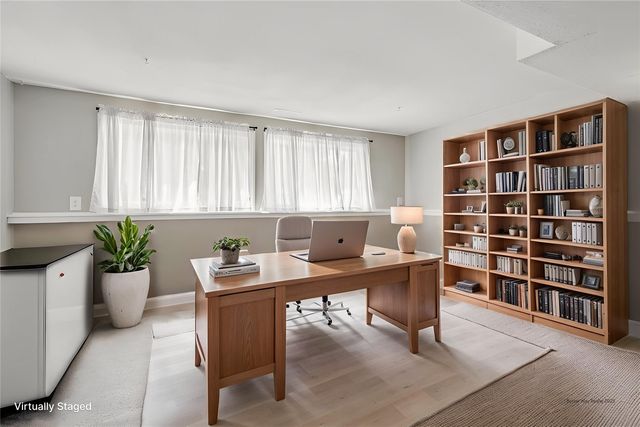 1590 17th Avenue, Marion, IA 52302