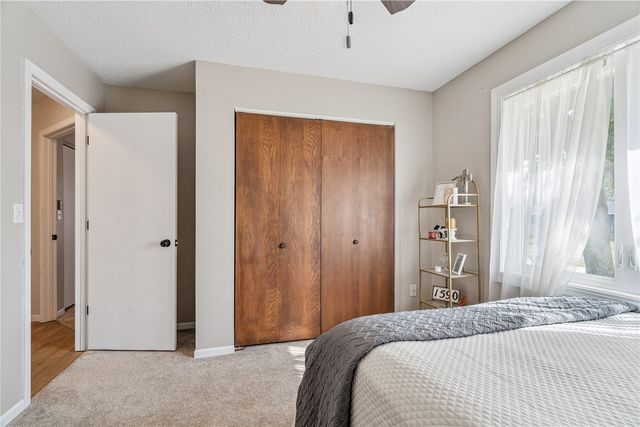 1590 17th Avenue, Marion, IA 52302