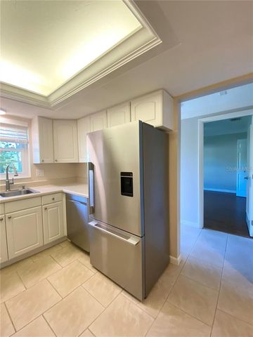 3625 LONGMEADOW 40, Sarasota, FL 34235