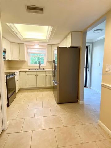 3625 LONGMEADOW 40, Sarasota, FL 34235