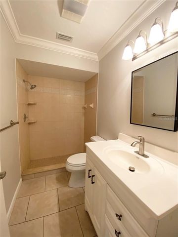 3625 LONGMEADOW 40, Sarasota, FL 34235
