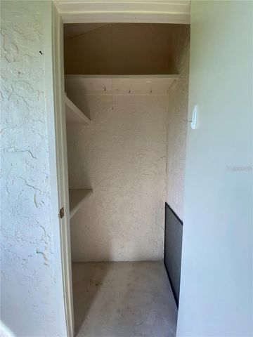 3625 LONGMEADOW 40, Sarasota, FL 34235