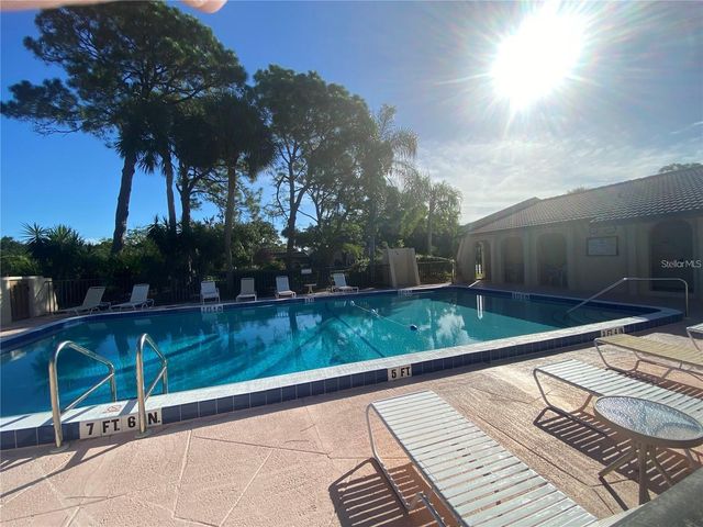 3625 LONGMEADOW 40, Sarasota, FL 34235