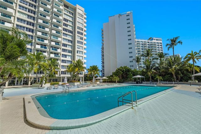 1200 West Ave 811, Miami Beach, FL 33139
