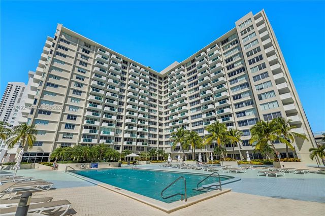 1200 West Ave 811, Miami Beach, FL 33139
