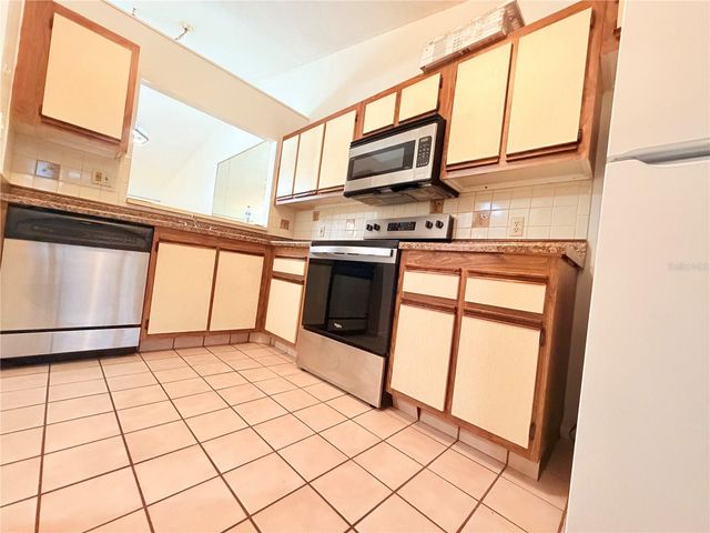 2919 PRINCE OAK COURT, St Cloud, FL 34769