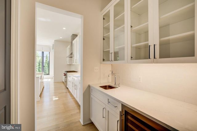 7613 GLENBROOK RD, Bethesda, MD 20814