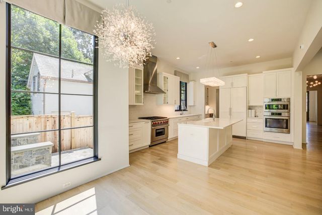7613 GLENBROOK RD, Bethesda, MD 20814