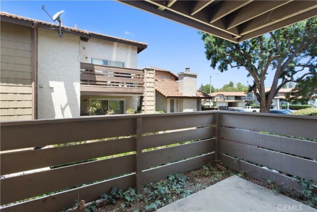 1324 Brentwood B, Corona, CA 92882
