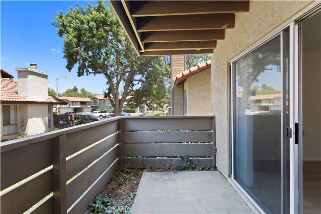1324 Brentwood B, Corona, CA 92882