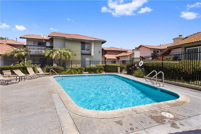 1324 Brentwood B, Corona, CA 92882