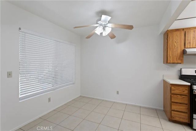 1324 Brentwood B, Corona, CA 92882
