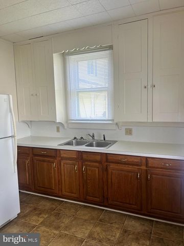 21 CUMBERLAND AVE A, Shippensburg, PA 17257