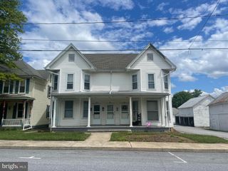 21 CUMBERLAND AVE A, Shippensburg, PA 17257
