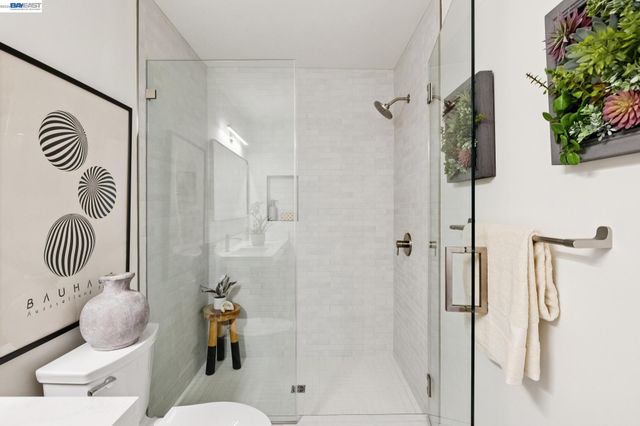 3039 HALCYON COURT, Berkeley, CA 94705