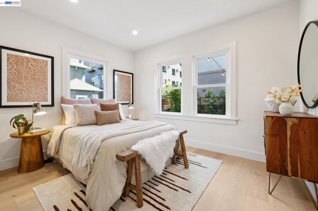 3039 HALCYON COURT, Berkeley, CA 94705