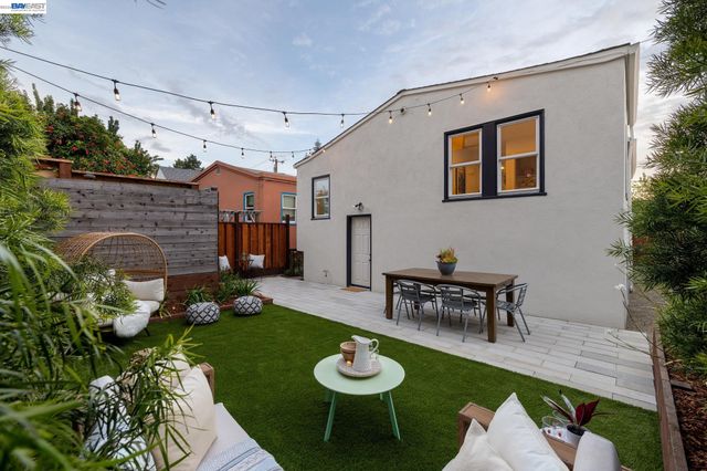 3039 HALCYON COURT, Berkeley, CA 94705