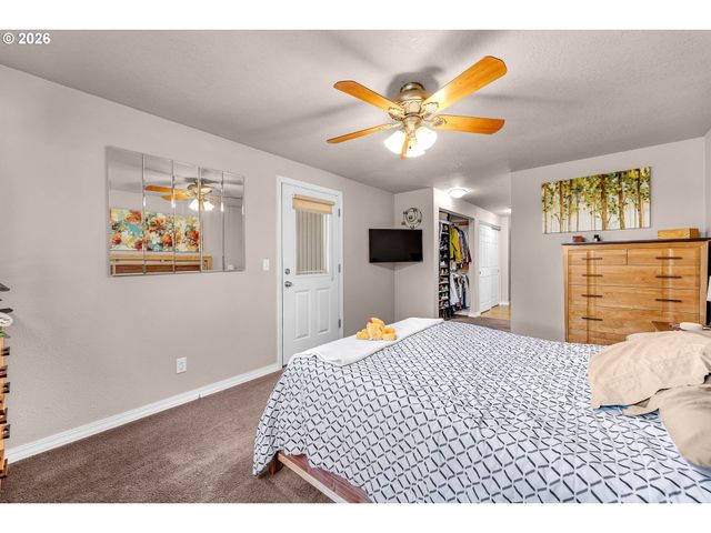 13203 Nw 3rd Ct, Vancouver, WA 98685