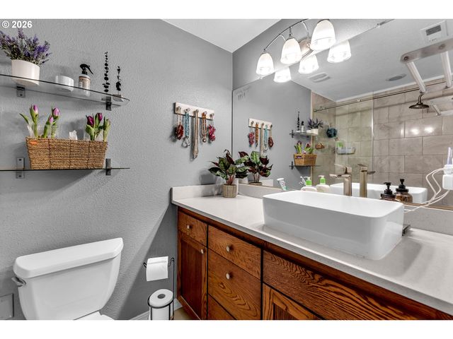 13203 Nw 3rd Ct, Vancouver, WA 98685