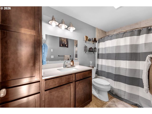 13203 Nw 3rd Ct, Vancouver, WA 98685