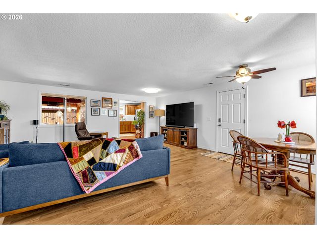 13203 Nw 3rd Ct, Vancouver, WA 98685