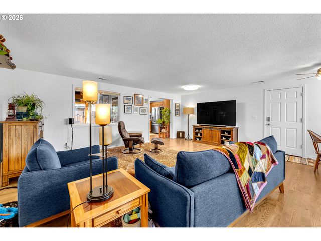 13203 Nw 3rd Ct, Vancouver, WA 98685