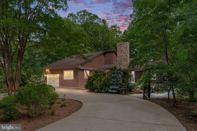 107 NUGGET DR, Locust Grove, VA 22508