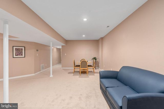 107 NUGGET DR, Locust Grove, VA 22508