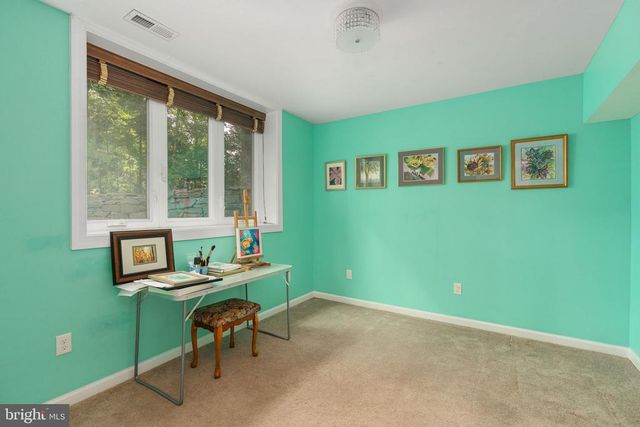 107 NUGGET DR, Locust Grove, VA 22508