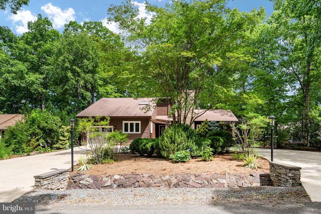 107 NUGGET DR, Locust Grove, VA 22508
