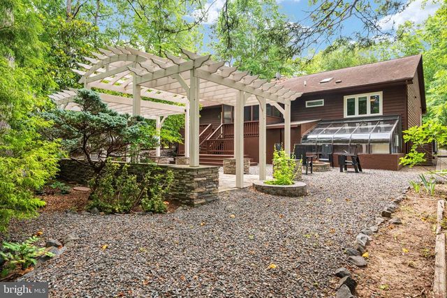107 NUGGET DR, Locust Grove, VA 22508