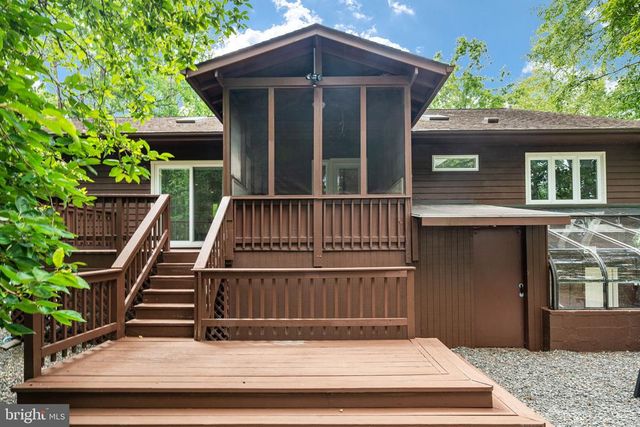 107 NUGGET DR, Locust Grove, VA 22508