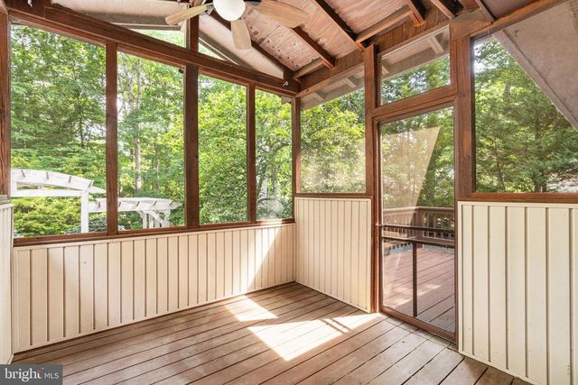 107 NUGGET DR, Locust Grove, VA 22508