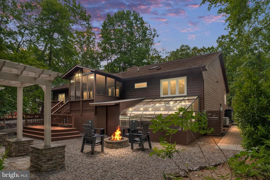 107 NUGGET DR, Locust Grove, VA 22508