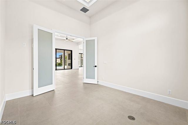 111 Montrose DR, Fort Myers, FL 33919