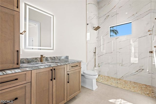 111 Montrose DR, Fort Myers, FL 33919