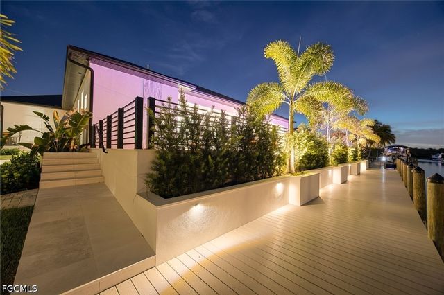 111 Montrose DR, Fort Myers, FL 33919