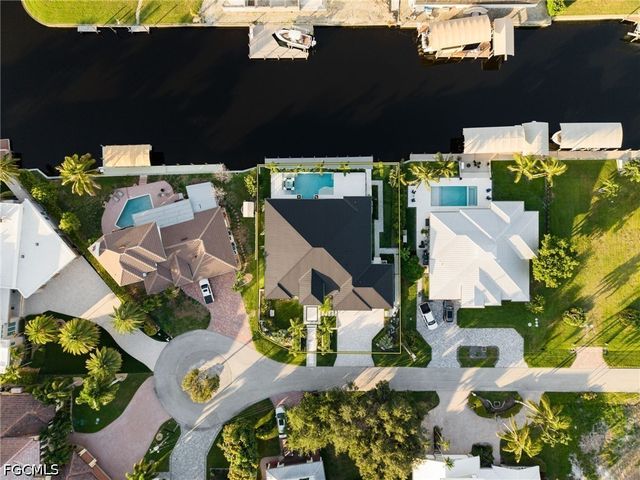 111 Montrose DR, Fort Myers, FL 33919