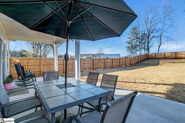 207 Yellowstone Trail, Gray Court, SC 29645