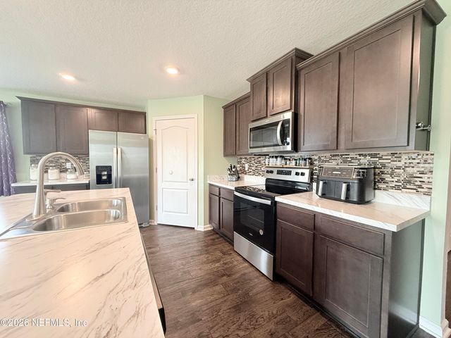 12024 RIVER TROUT Court, Jacksonville, FL 32219