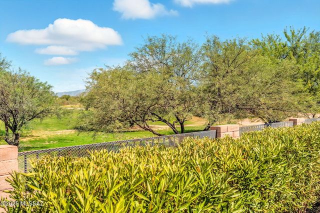 1608 N Buttes Drive, Green Valley, AZ 85614