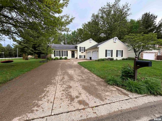 1 SARAH Avenue, Springfield, IL 62703